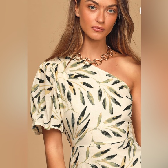 Lulus Light, floral one shoulder dress - Picture 3 of 9